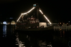Charter am Abend